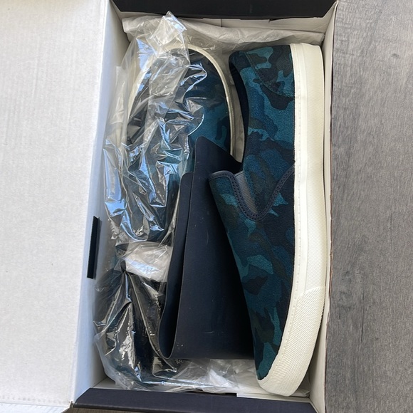 Slip-ons - Picture 5 of 5